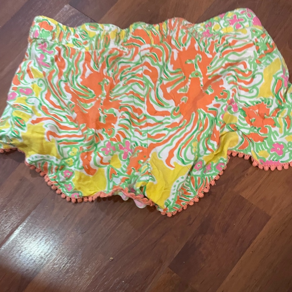 Lilly Pulitzer xs shorts with a flare